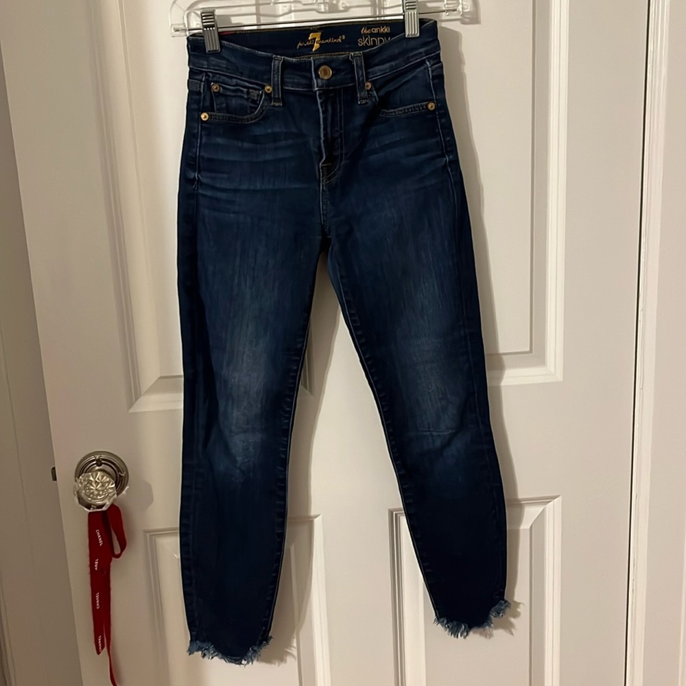 7 for All Mankind ankle skinny jeans. Size 24